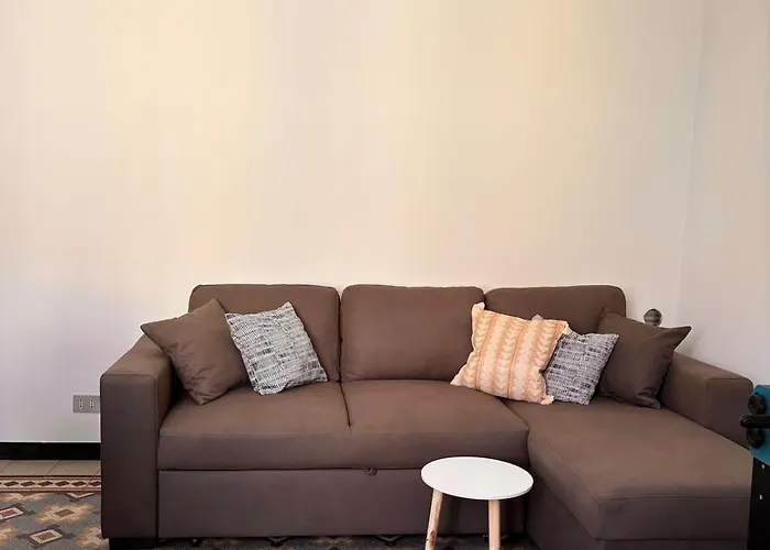 Trilocale A 100 M Dal Mare 아파트