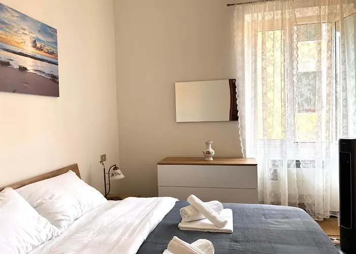 Trilocale A 100 M Dal Mare * Imperia